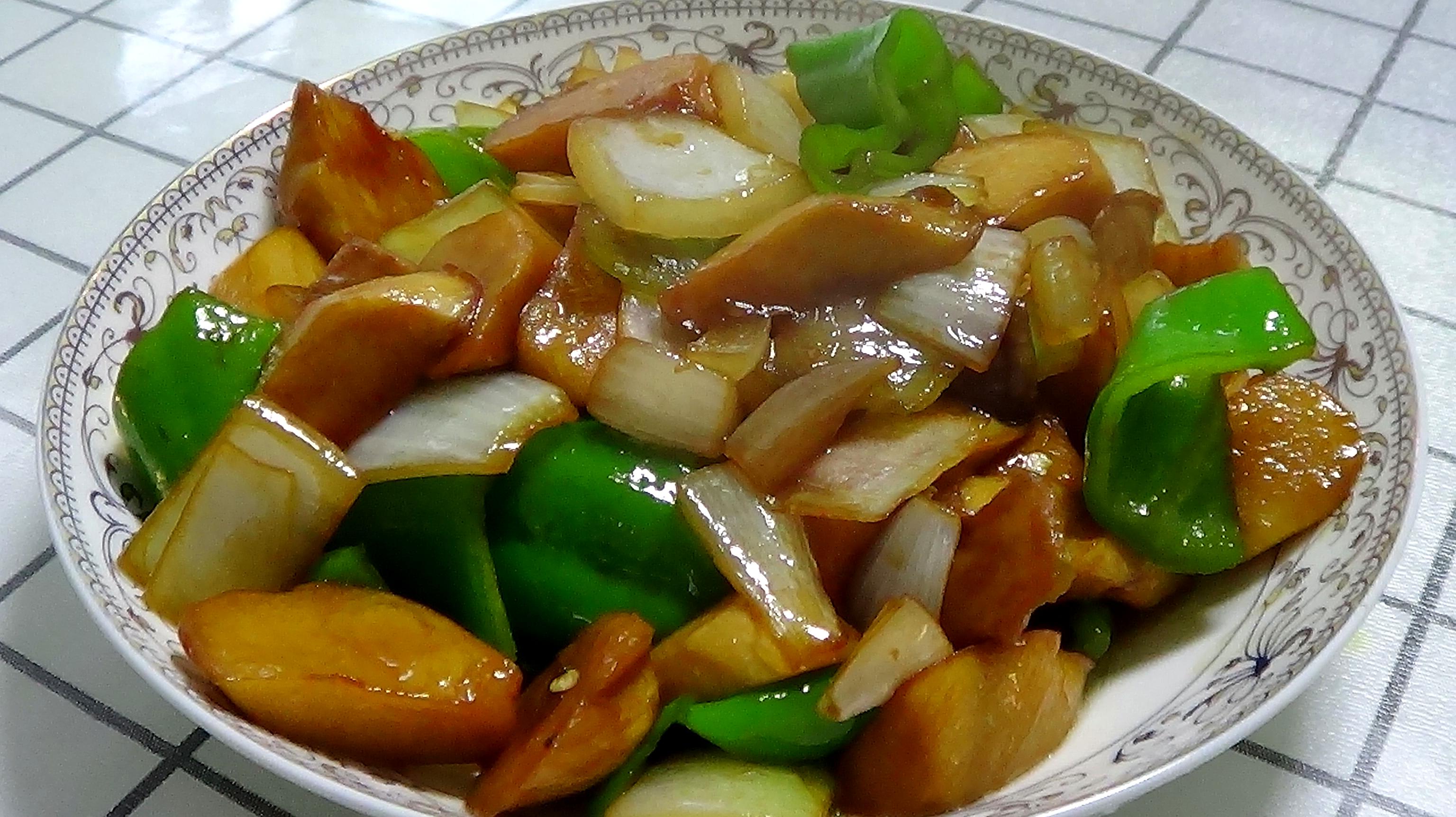 杏鲍菇最给力的做法,三种调料一下锅,味道浓香,好吃又下饭!