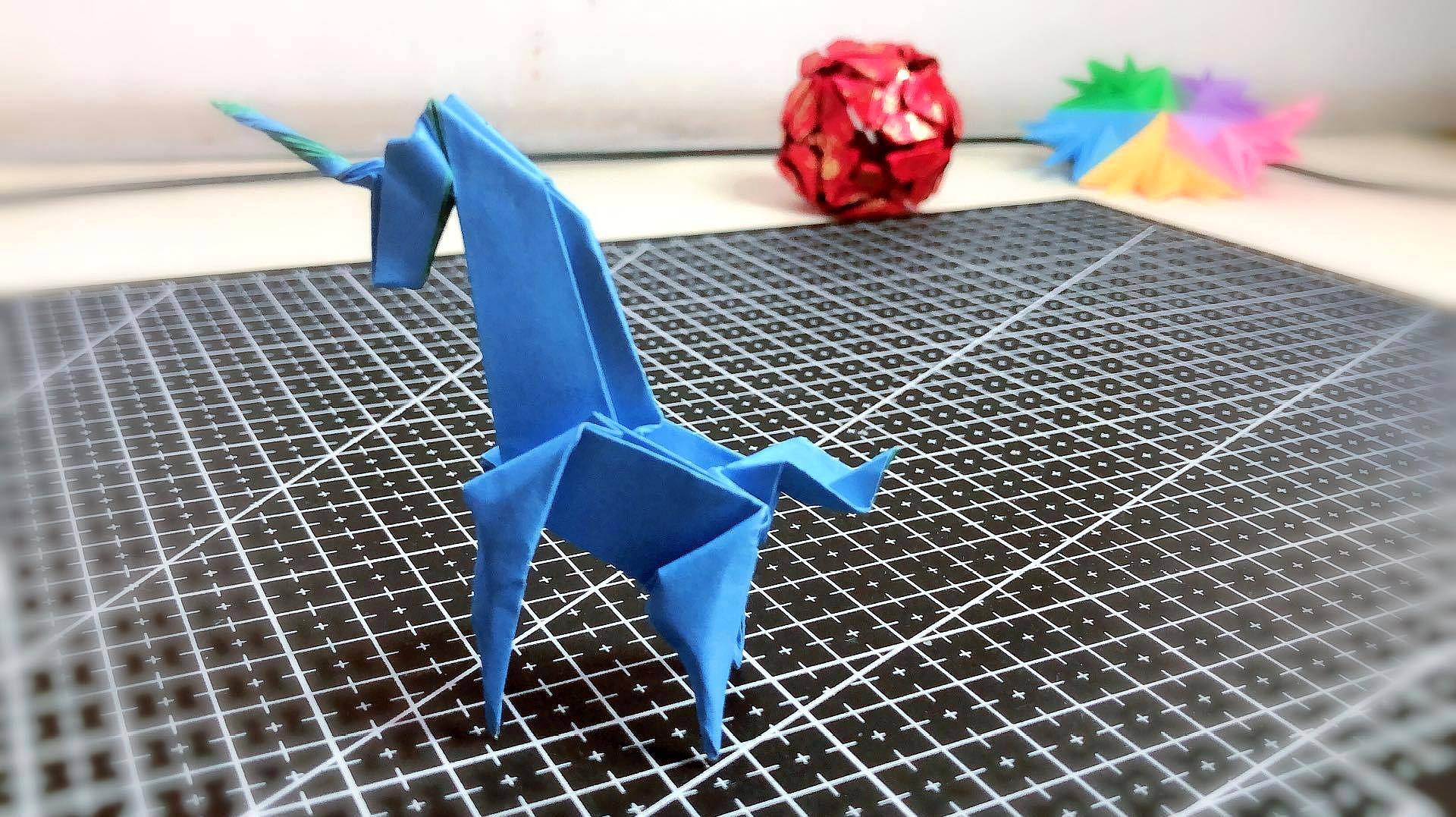 手工折纸:独角兽的折纸教程,看看像不像?