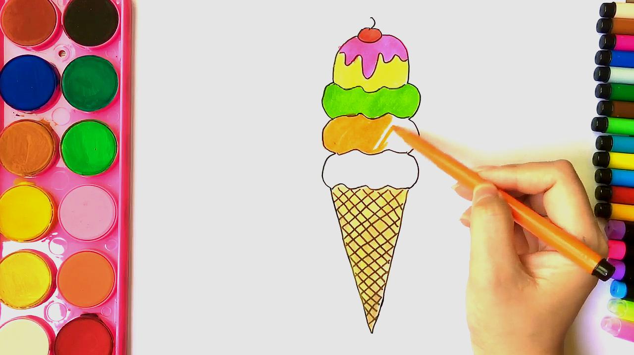 服务升级 2冰淇淋简笔画:首先画出一个梯形,在梯形上画上几个半椭圆
