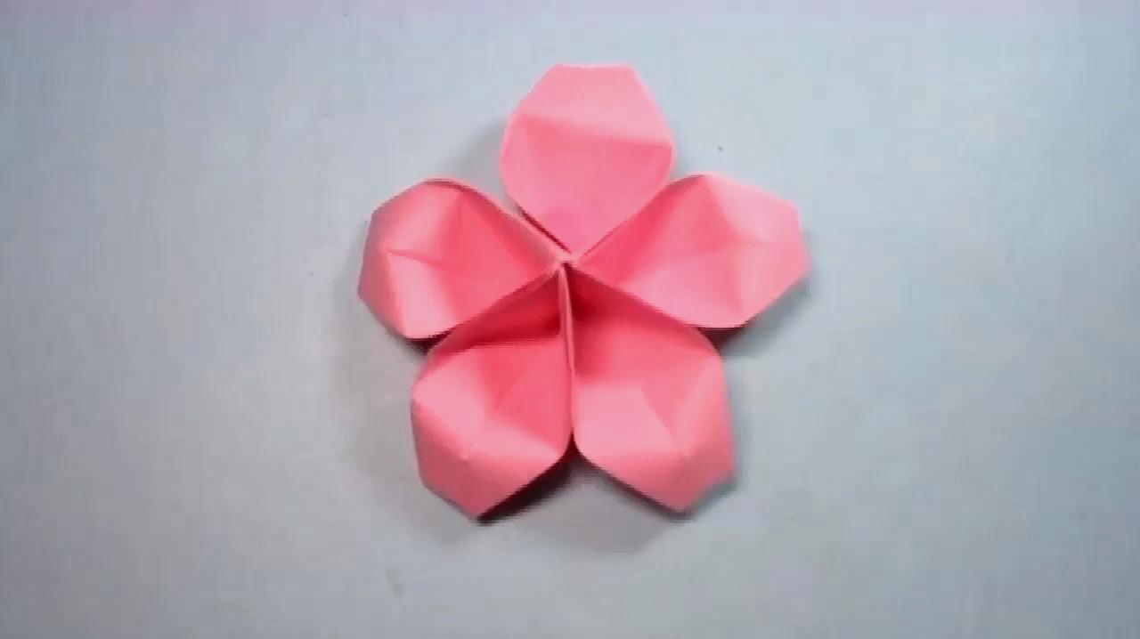 桃花的折纸方法,步骤超简单