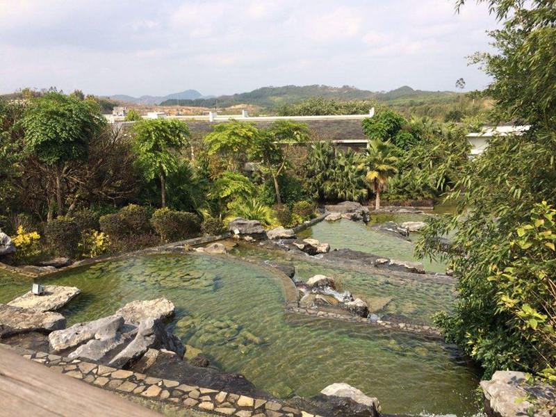 视频-一分钟带你游遍陆川温泉 服务升级 3秒懂带你看:玉林谢鲁山庄