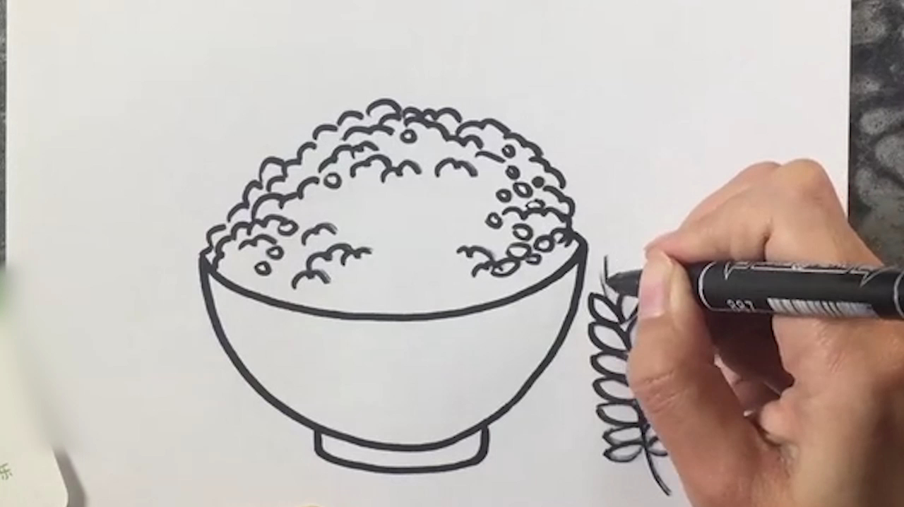 趣味简笔画:如何画满满一碗米饭,上色也很简单,一起来学着画吧