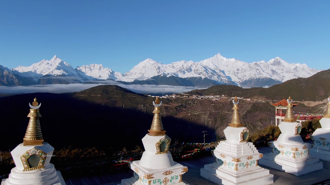 航拍梅里雪山 云南最高峰 藏区八大神山之一