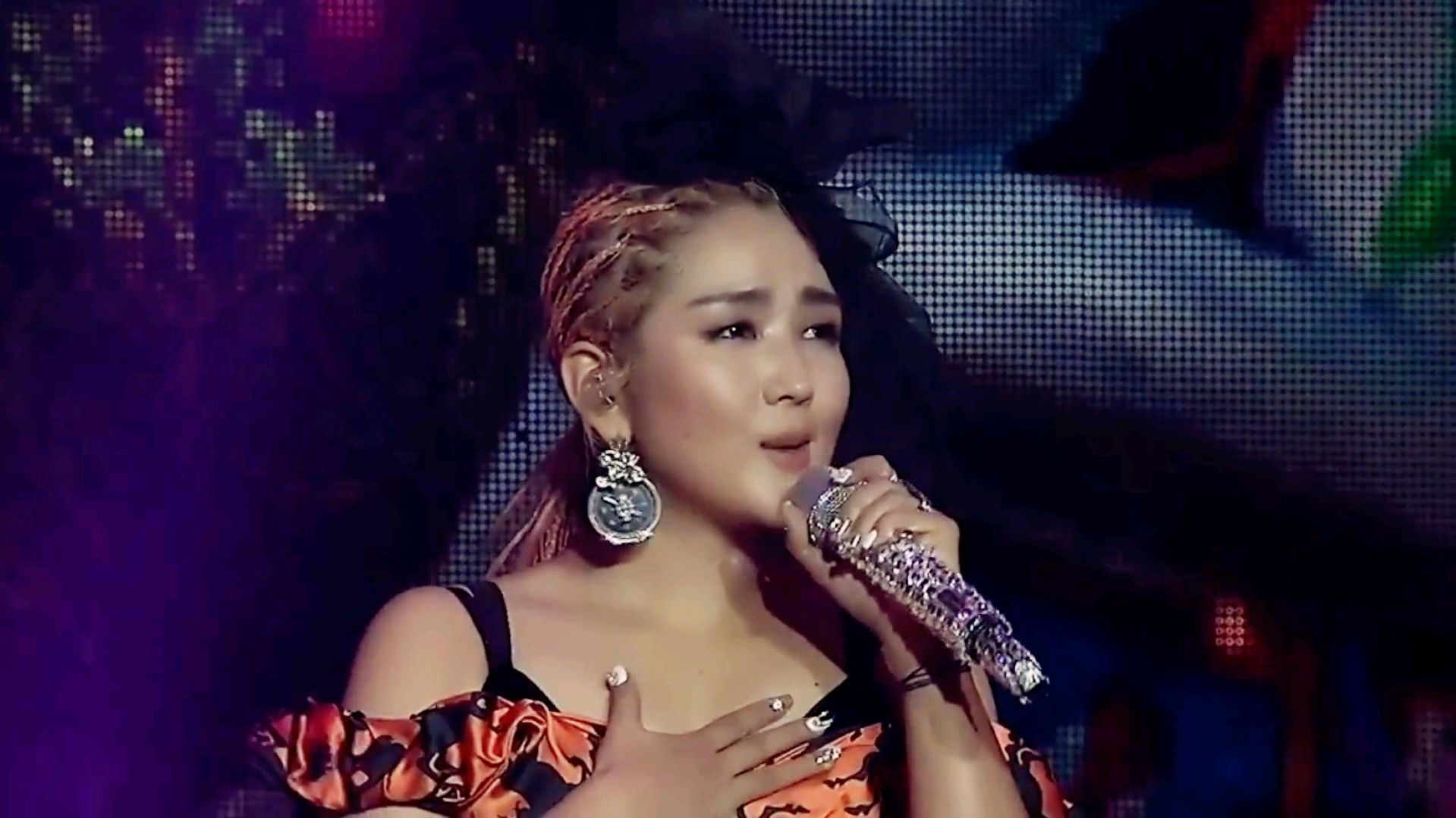 何洁的经典歌曲每一首都好听到单曲循环