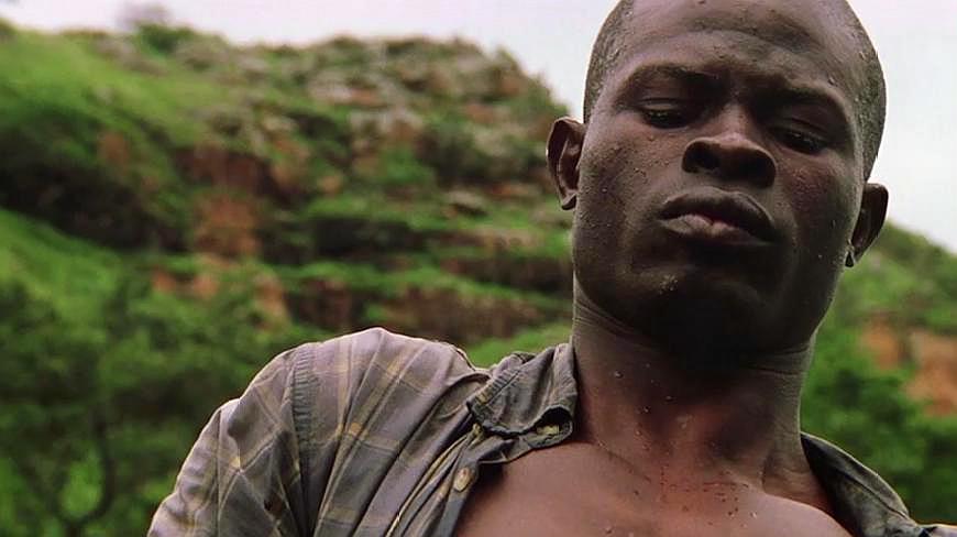 三分钟速看《血钻》很多人佩戴闪闪的钻石,都沾满非洲人民的血泪