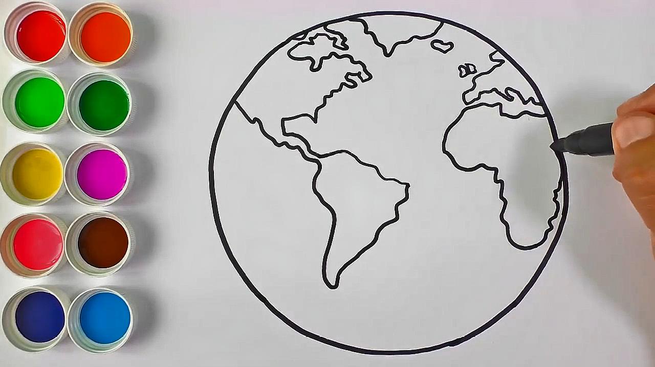首先画出地球母亲的眼睛,之后画出地球的轮廓,然后画出5大洲,接着用