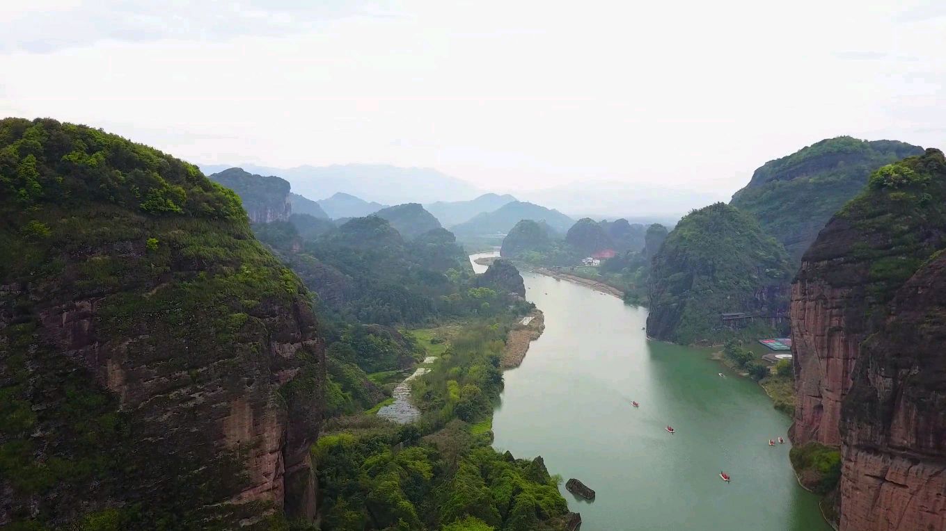 江西鹰潭龙虎山,人间仙境