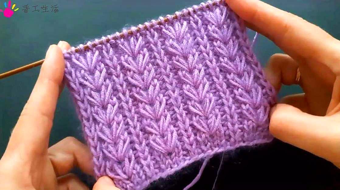 串串紫色桃心女士毛衣针法欣赏,简单时尚,女人穿上真漂亮