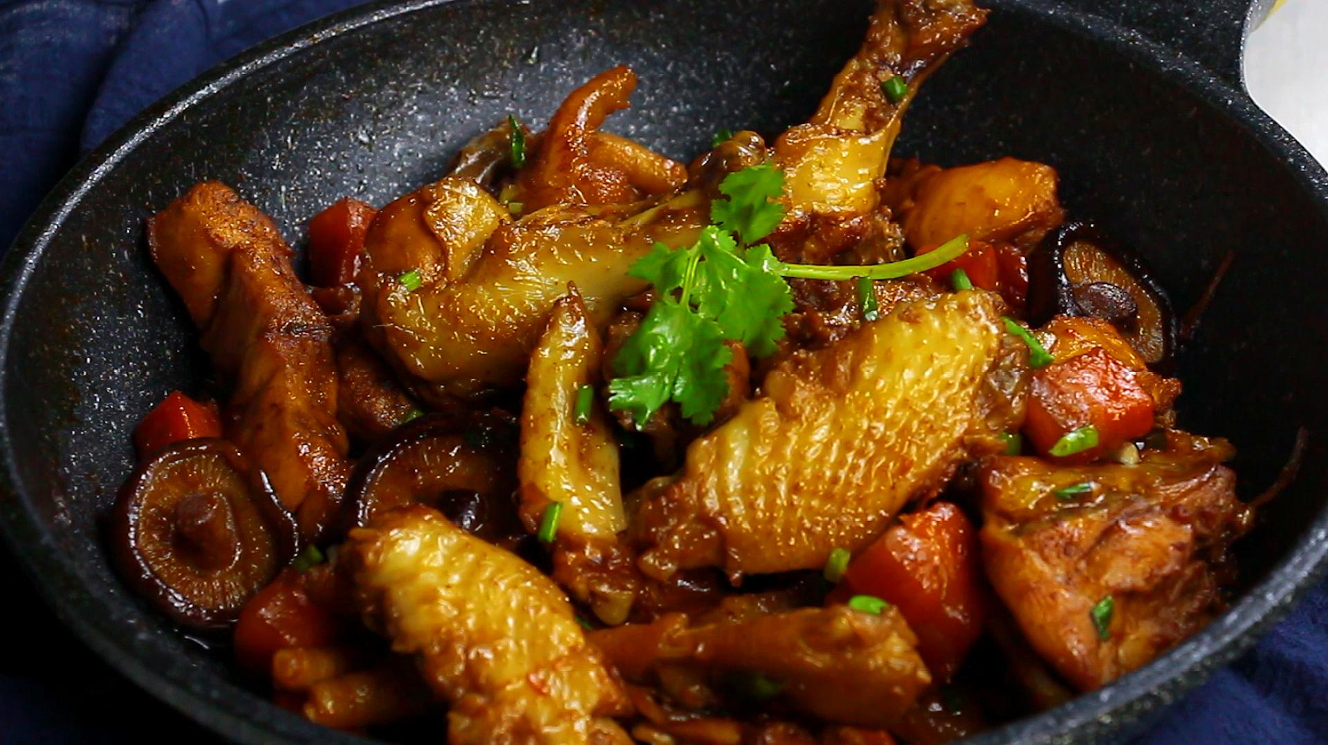红烧鸡的家常做法,比大厨师长做的辣子鸡好吃多了!做法超级简单