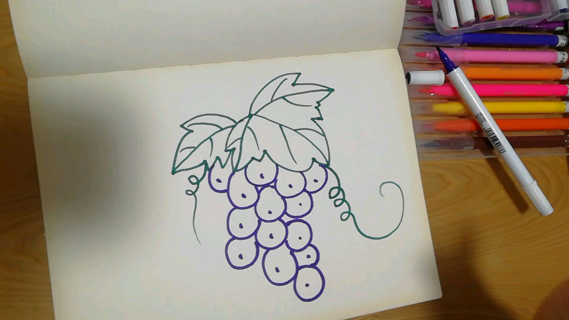 酸甜葡萄简笔画,你学会了吗?