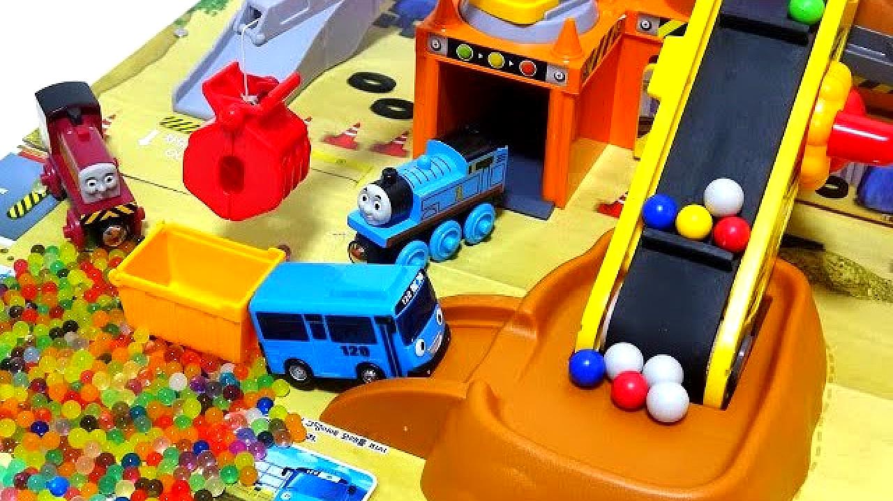 03:34 来源:好看视频-动画视频,托马斯小火车运输货物 4托马斯小