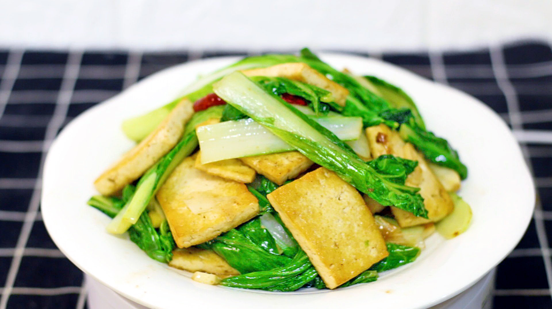 小白菜炖豆腐怎样做好吃