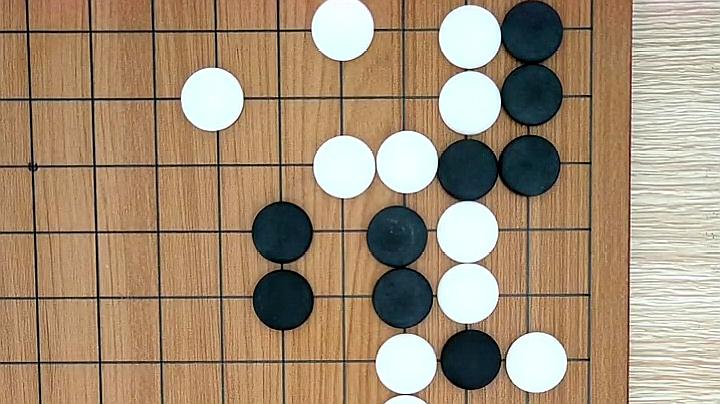 围棋技巧简单又实用,提升技艺必备