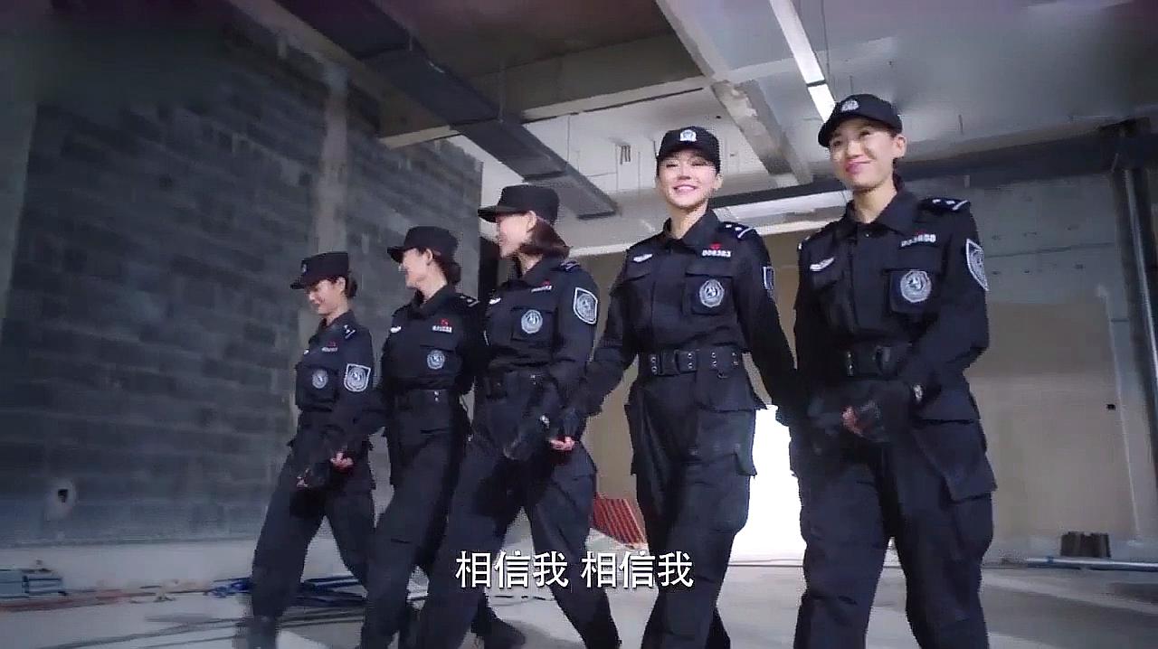 回顾电视剧《警花与警犬》片段,惊喜再现美女与警犬的