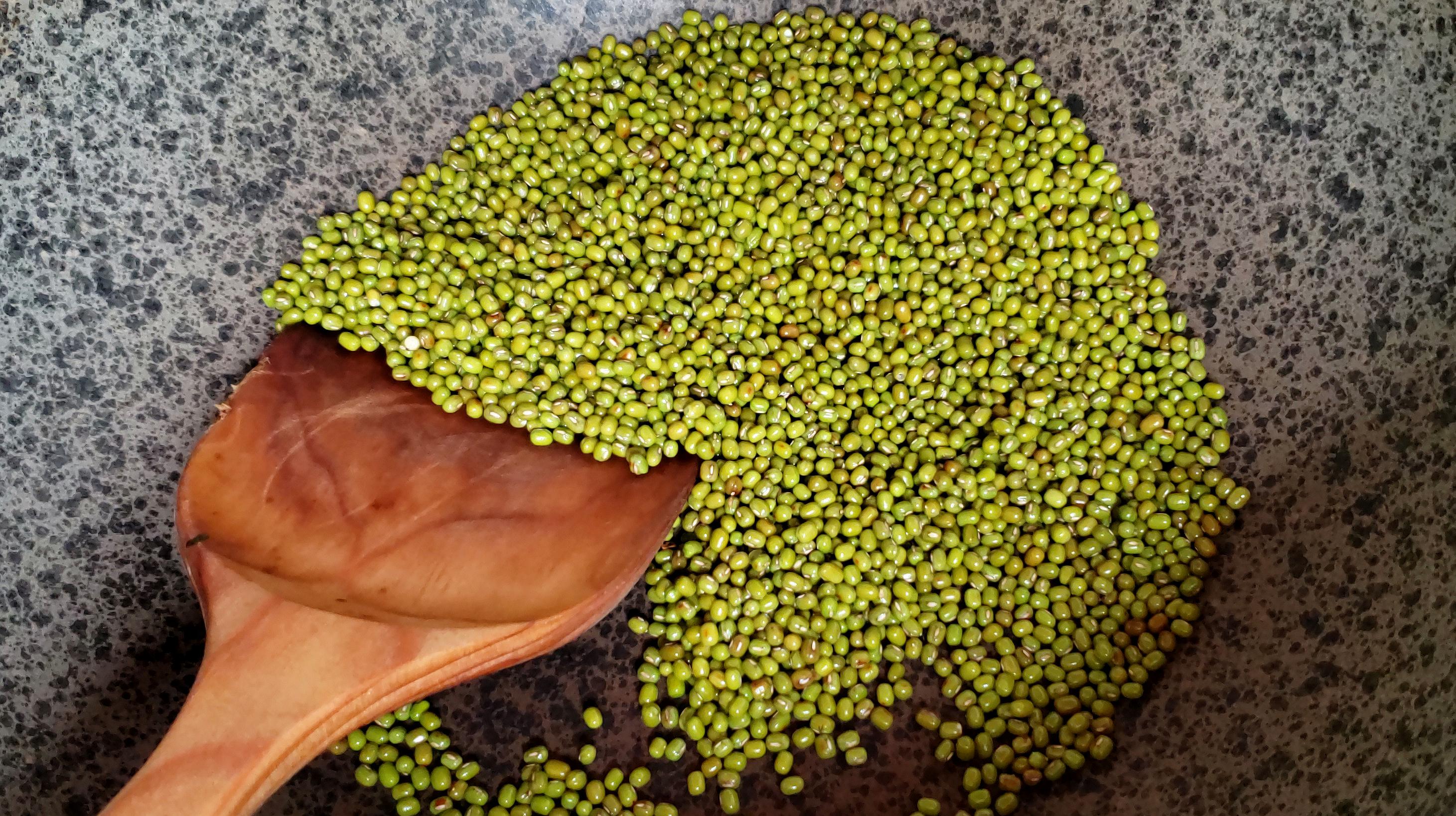 灌木上绿豆的紫花 法式豆子在田地上生长 花豆 快照Bean切片 库存照片 - 图片 包括有 自然, 陆运: 134887174