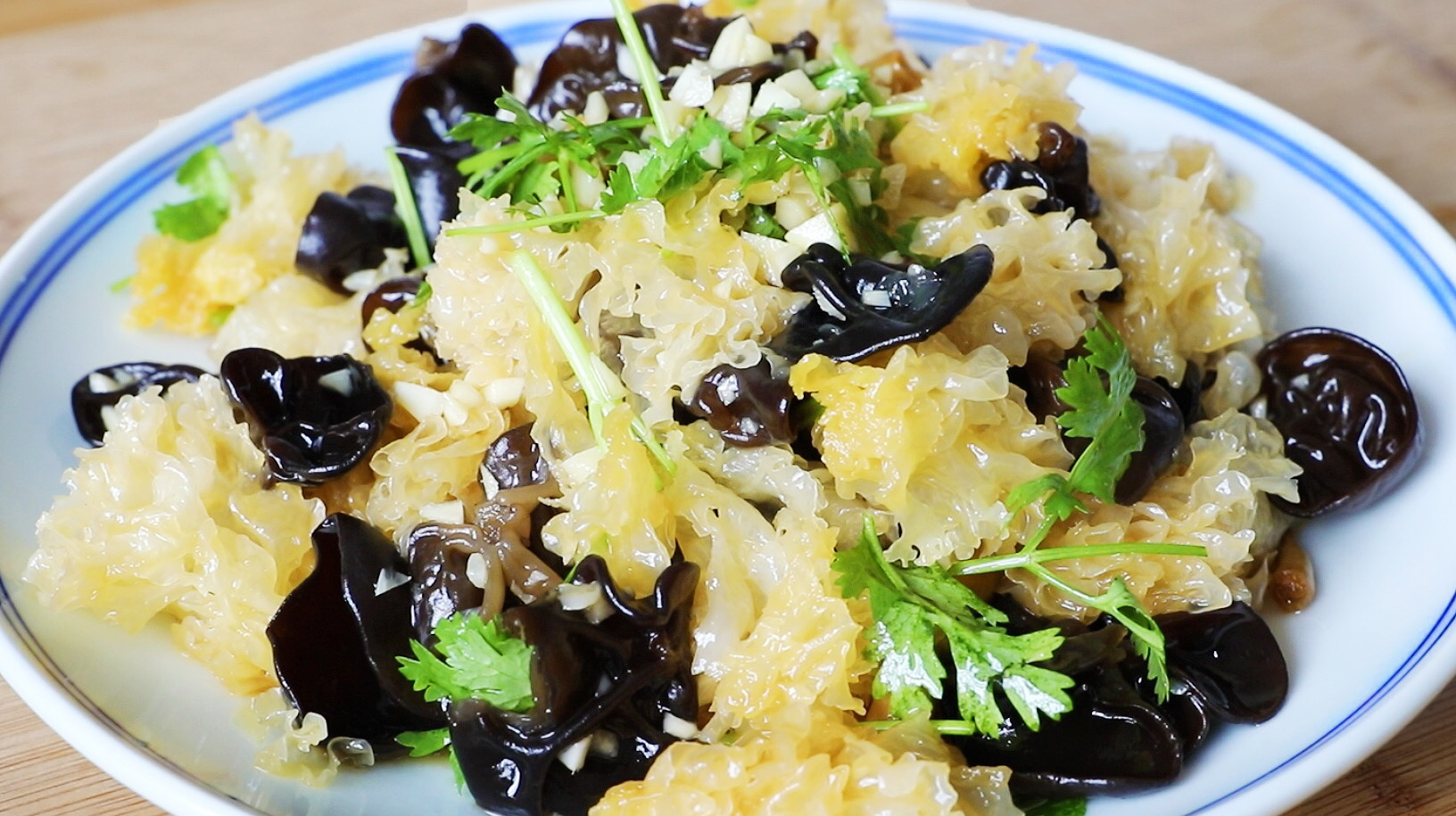 四季要多吃的凉拌菜,补气补血又排毒,比肉还香,上桌就扫光!