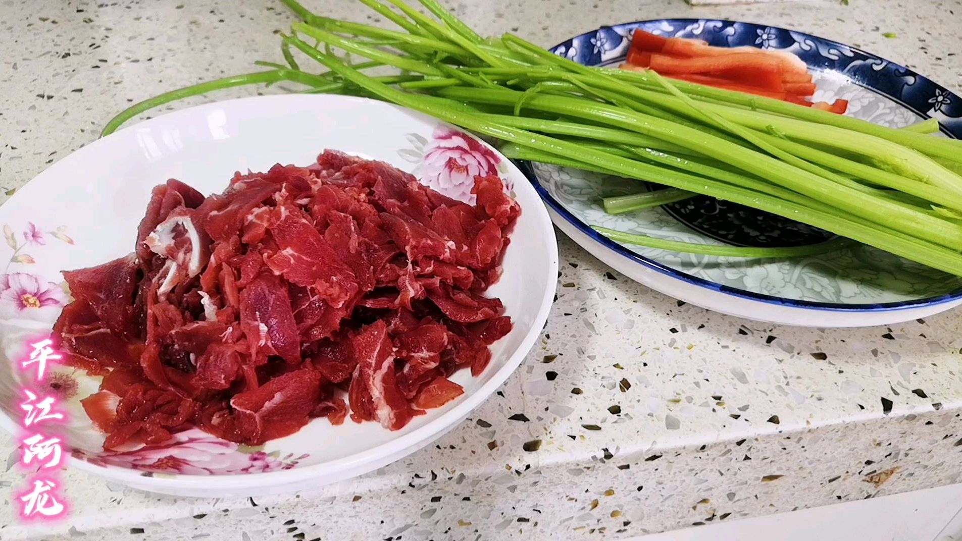 02:27 來源:好看視頻-香噴噴的小炒牛肉來了,最正宗地道的做法