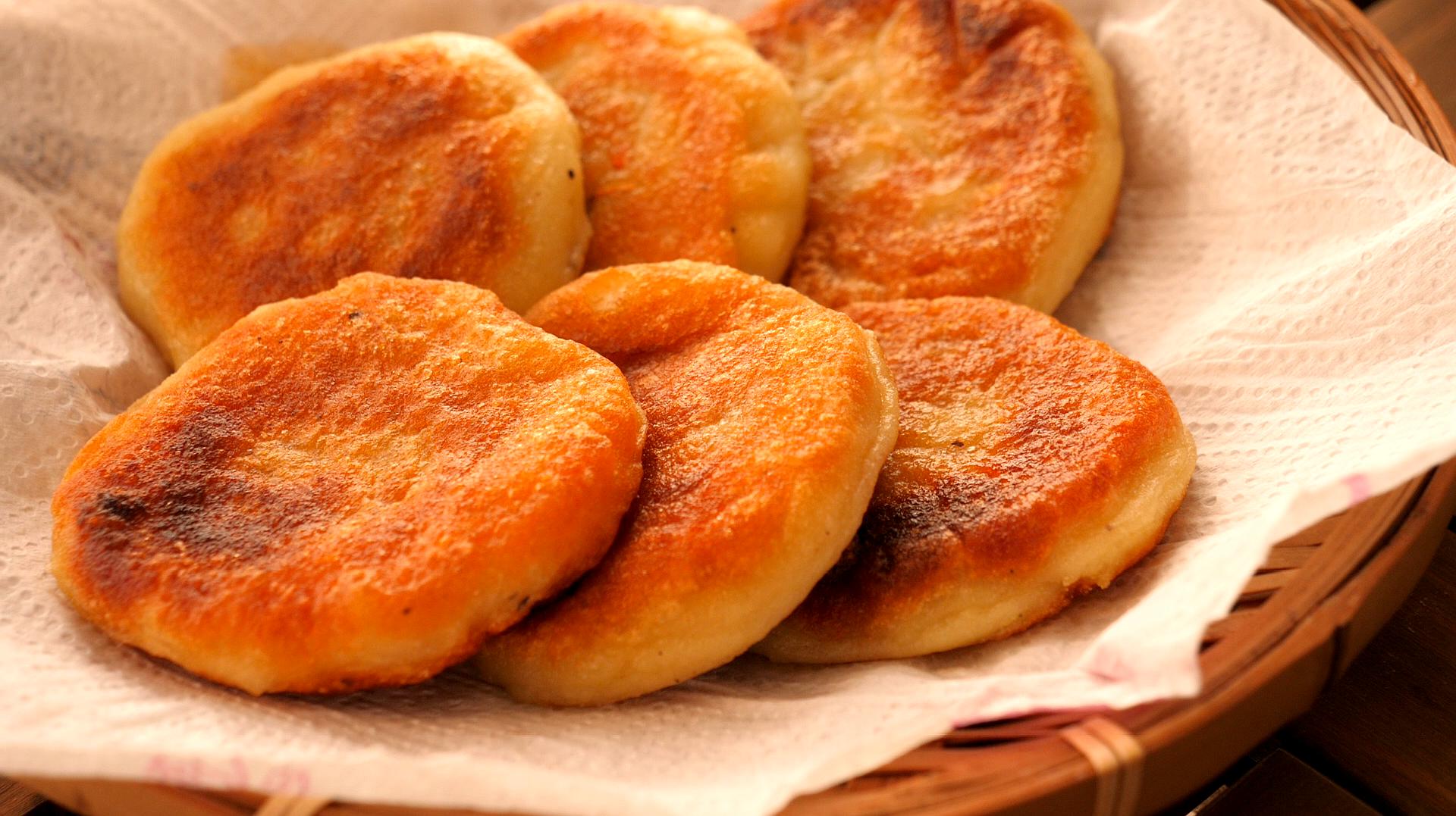 【土豆泥饼】治愈系早餐，简单易做，味道也很棒 - 哔哩哔哩