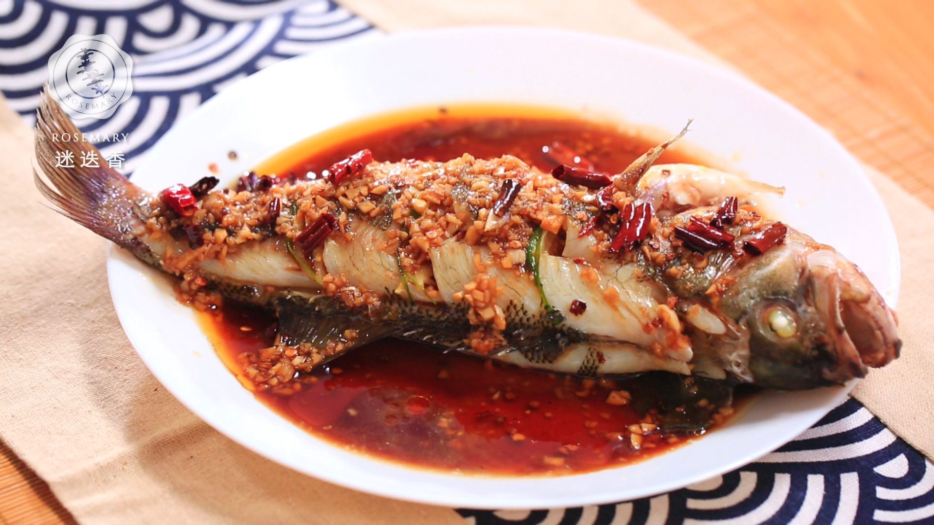 蒜爆鲈鱼怎么做?