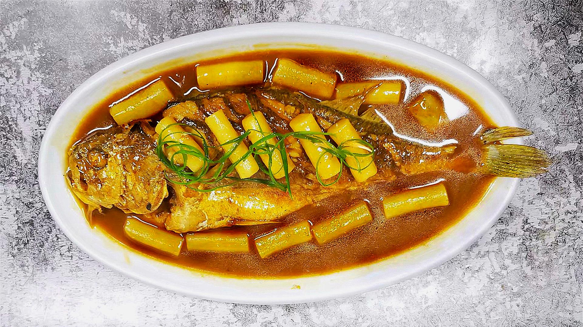 厨师秀教你：干烧黄鱼的制作技巧，饭店畅销的一道菜，在家也能做_哔哩哔哩_bilibili