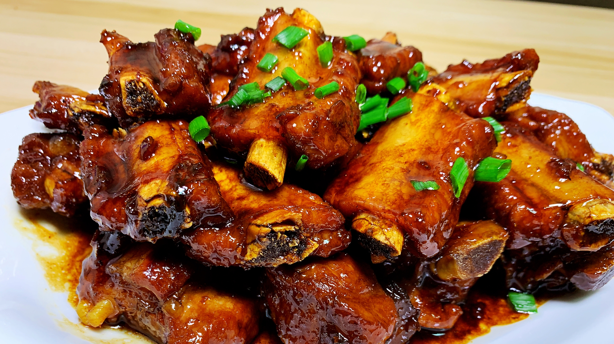 服务升级 2糖醋排骨:色香味俱全,营养美味,老少皆宜,好吃至极,不容