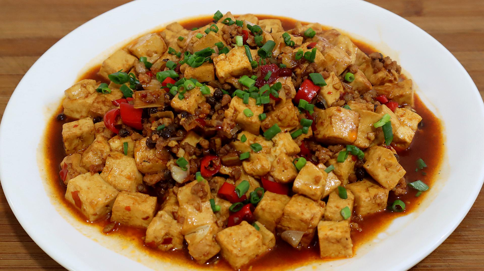 大厨教你麻婆豆腐的正宗做法,史上最详细的讲解,豆腐鲜嫩不碎