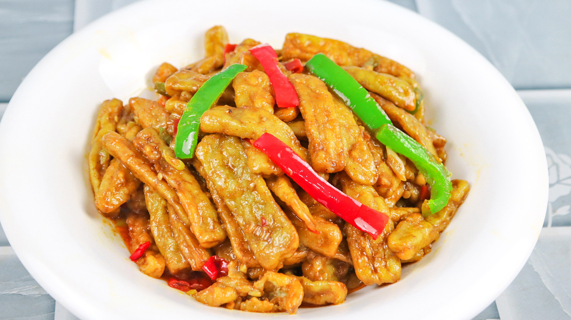 4健康美味吃不腻,家常炒菜有妙招之炒茄子.