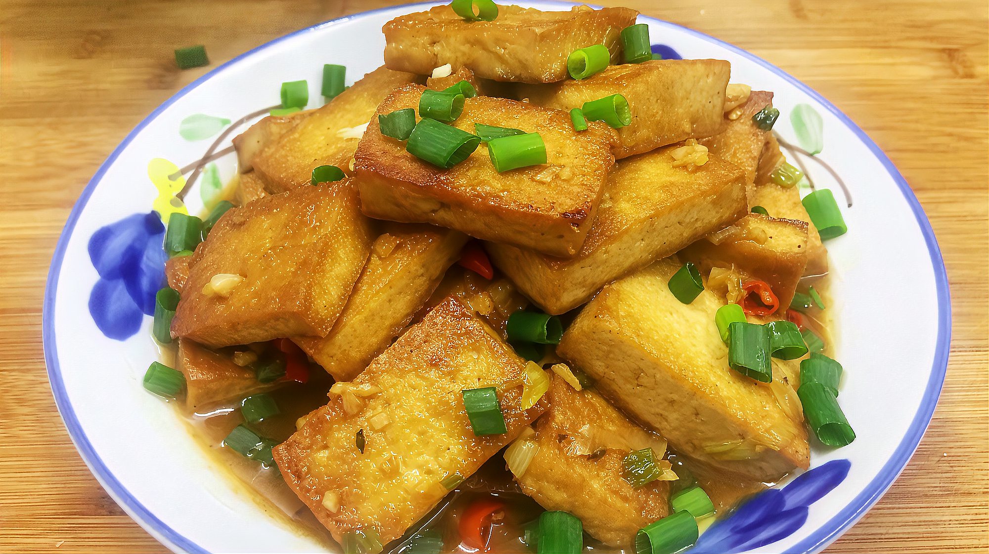 铁板豆腐——做法简单又美味！_哔哩哔哩_bilibili