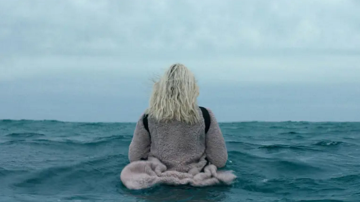 06:29  来源:秒懂百科-几分钟看完电影《再见美人鱼》#星知计划