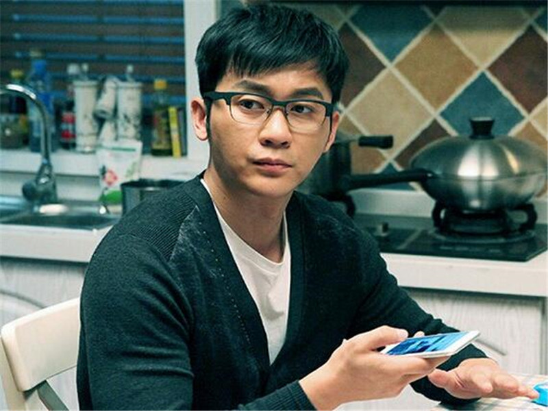 余峥:电视剧《三个奶爸》男主角
