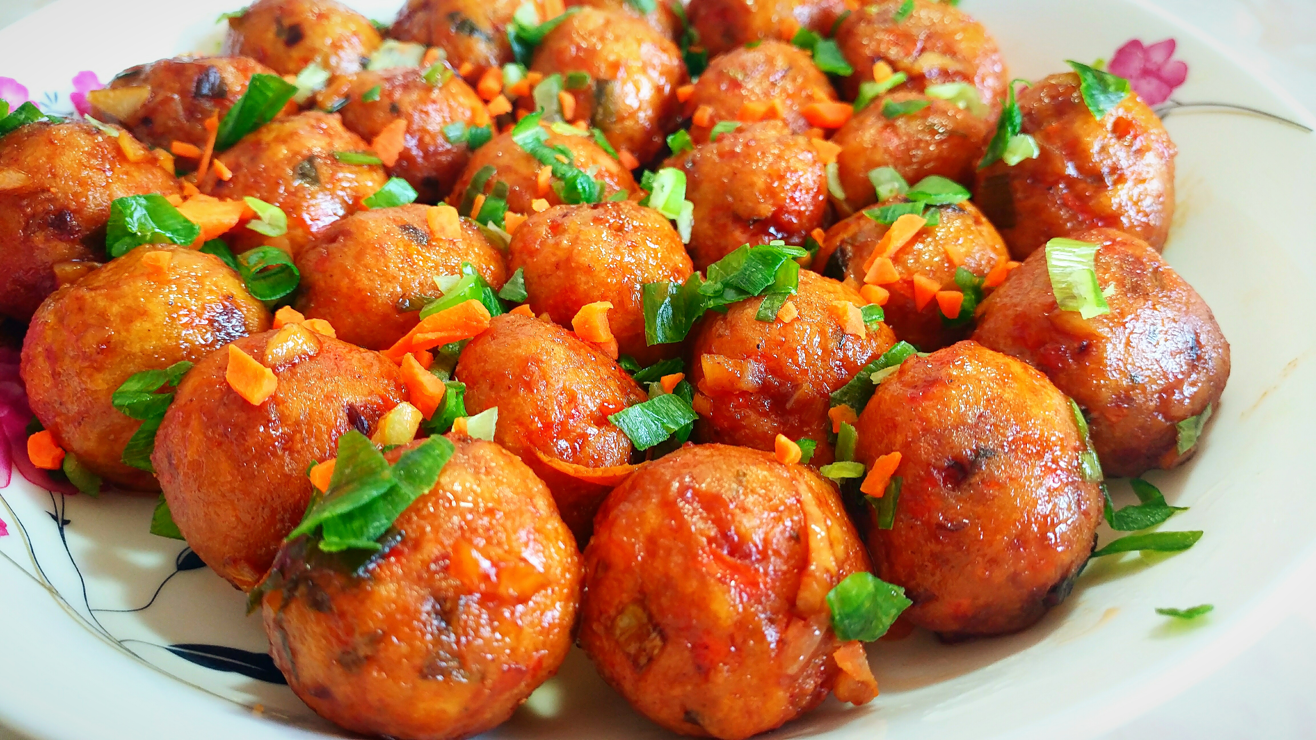 豆腐丸子新做法,鲜嫩多汁,营养健康,比狮子头还好吃