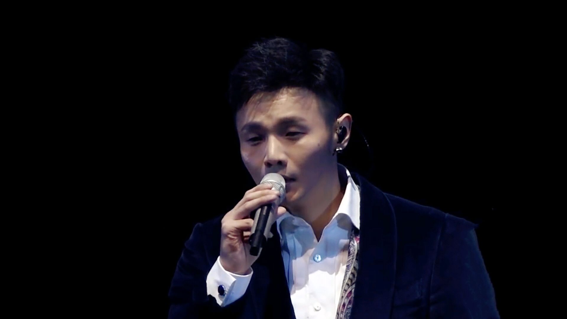 杨丞琳vs李荣浩!强推这几个演唱视频,小两口都是实力派!