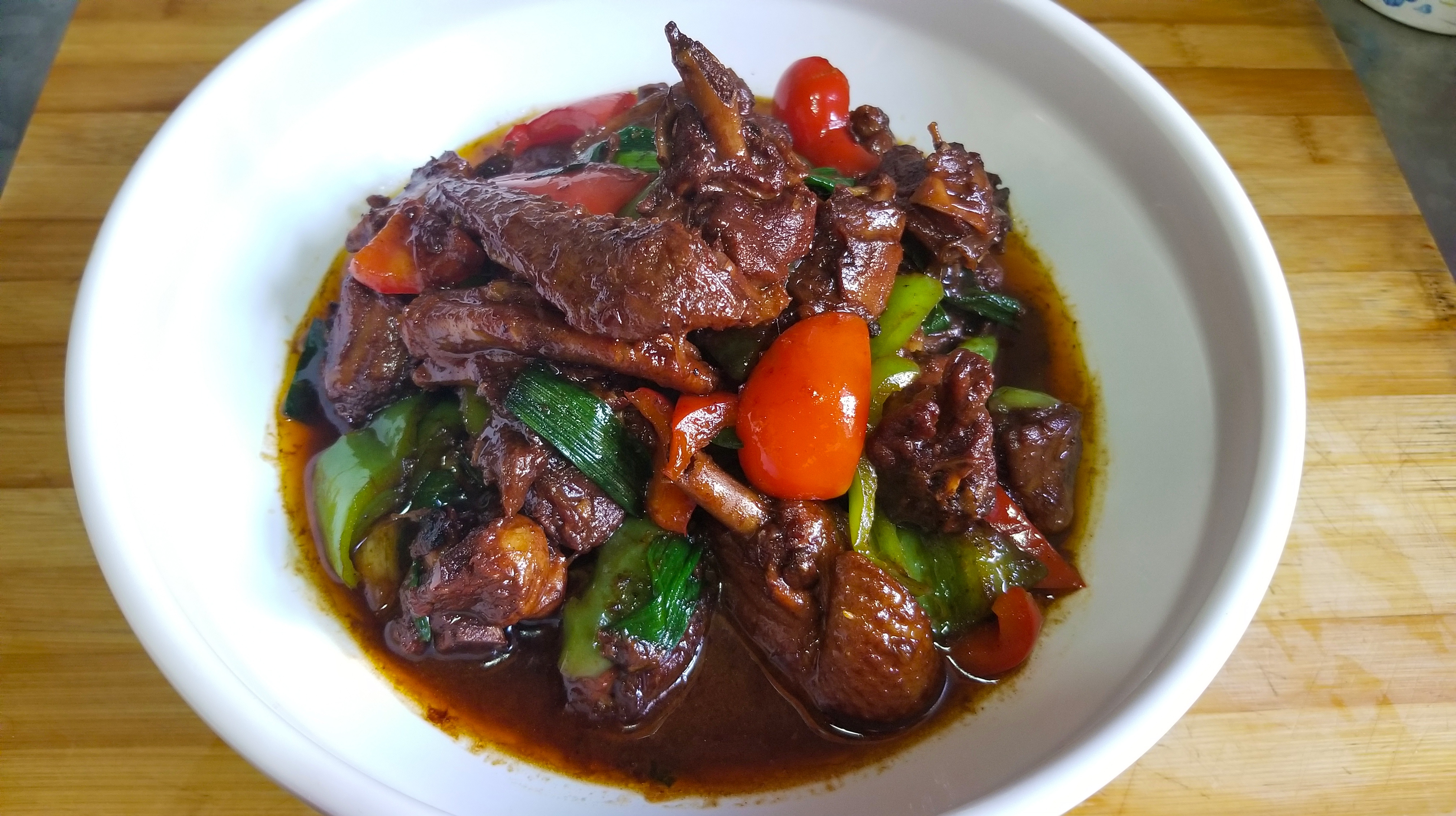 最简单的家常做法,吃一口回味悠长 服务升级 2啤酒鸭:这是美食最好吃