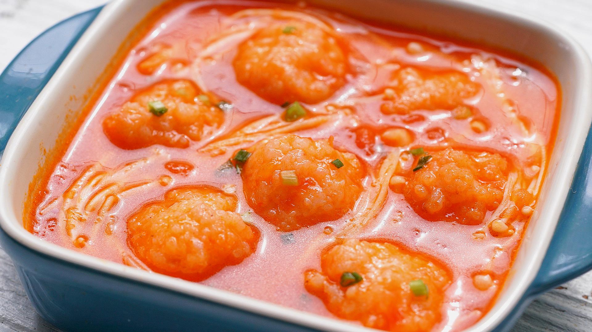 「番茄酸汤虾滑」夏天必须吃番茄,没有为什么