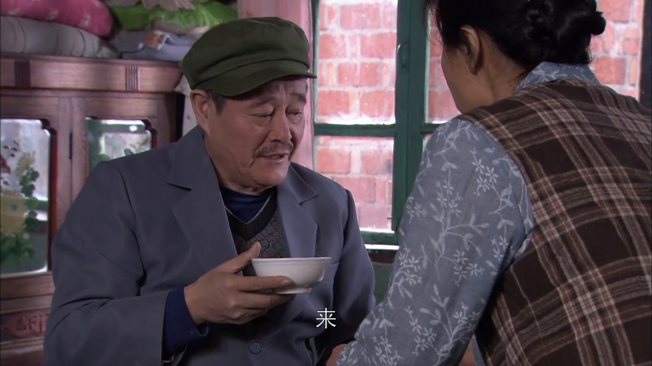 《樱桃红》片段赏析:赵本山装猪让儿子练手艺,哑巴药竟喝完昏迷
