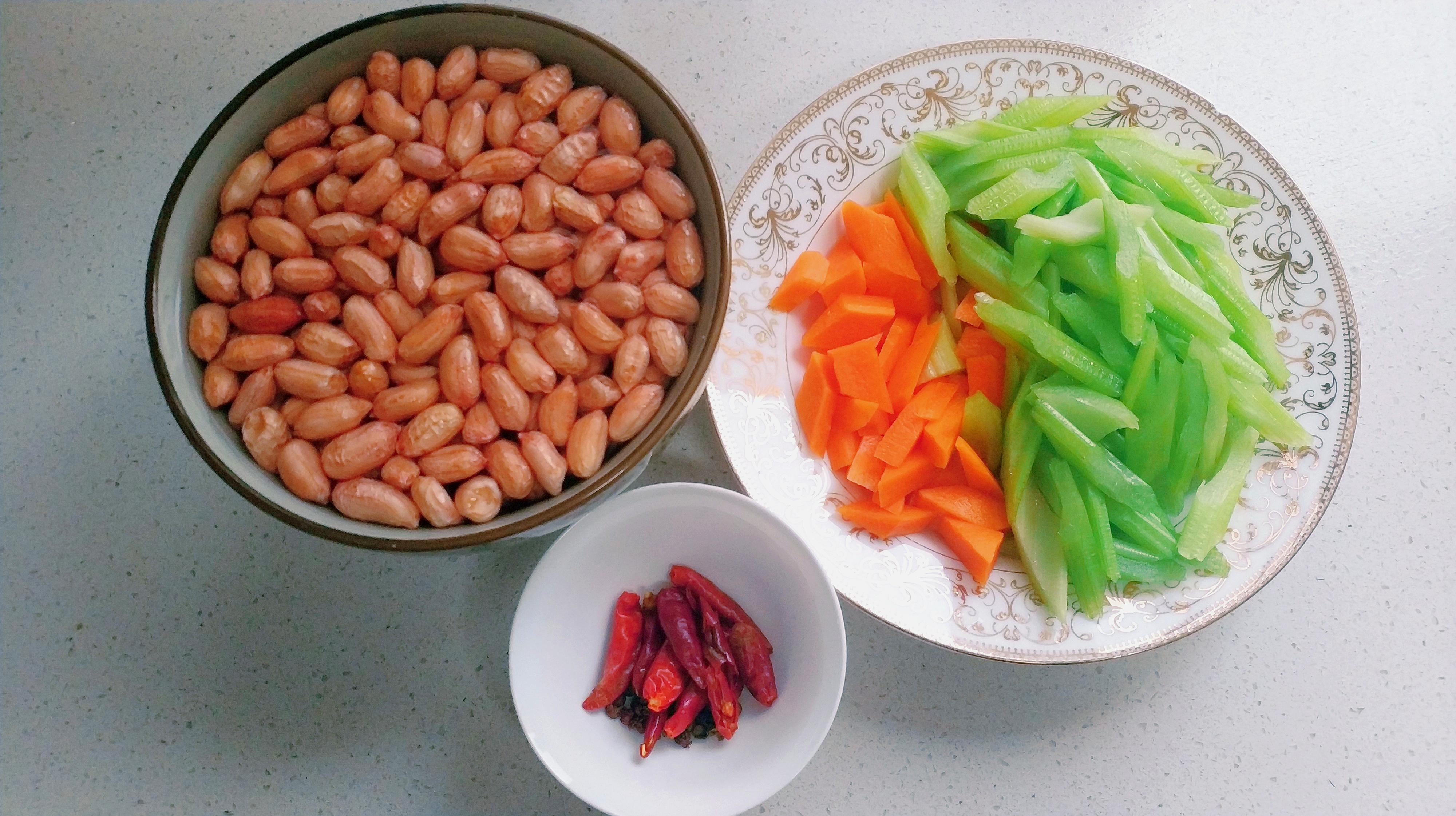 花生米怎麼做好吃(花生米怎麼做好吃又簡單的做法)