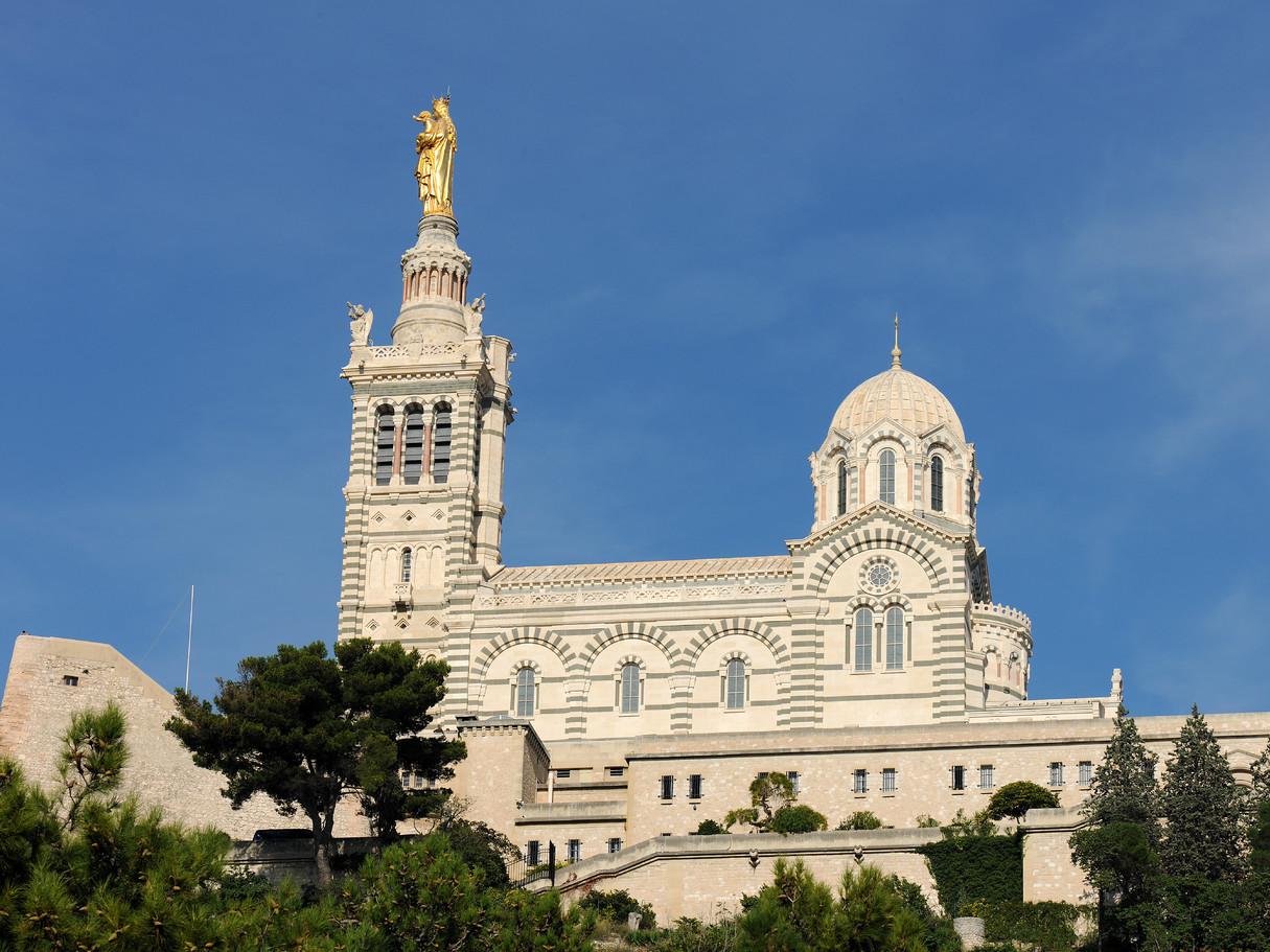 「秒懂百科」一分钟带你游遍圣母加德大教堂