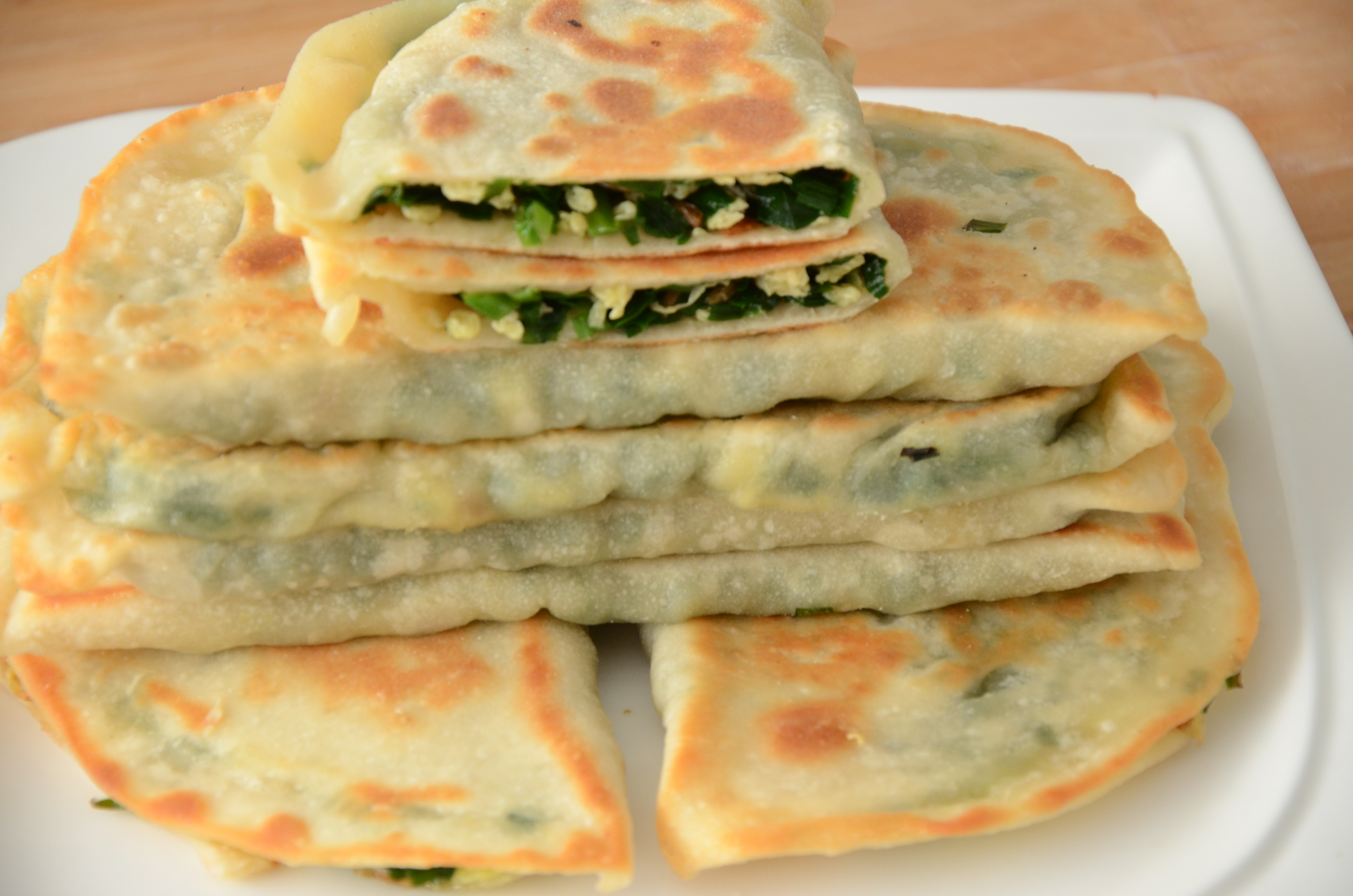 韭菜盒子做好吃的做法,不用手包,拿碗一扣,一分钟做6个,真香