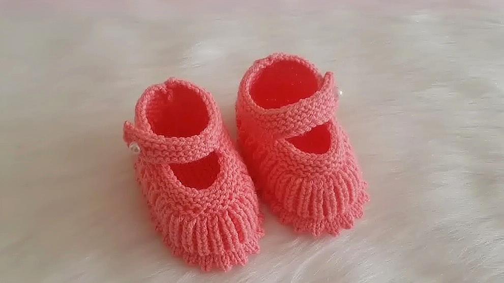 怎么用毛线编织出可爱又舒适的宝宝鞋6个视频