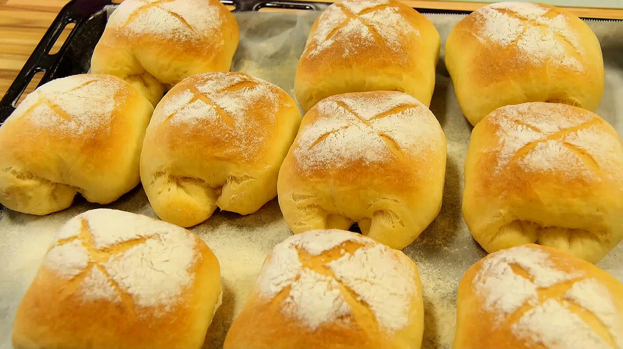 家庭版的小面包，香甜美味，不含任何添加剂，做法特别简单