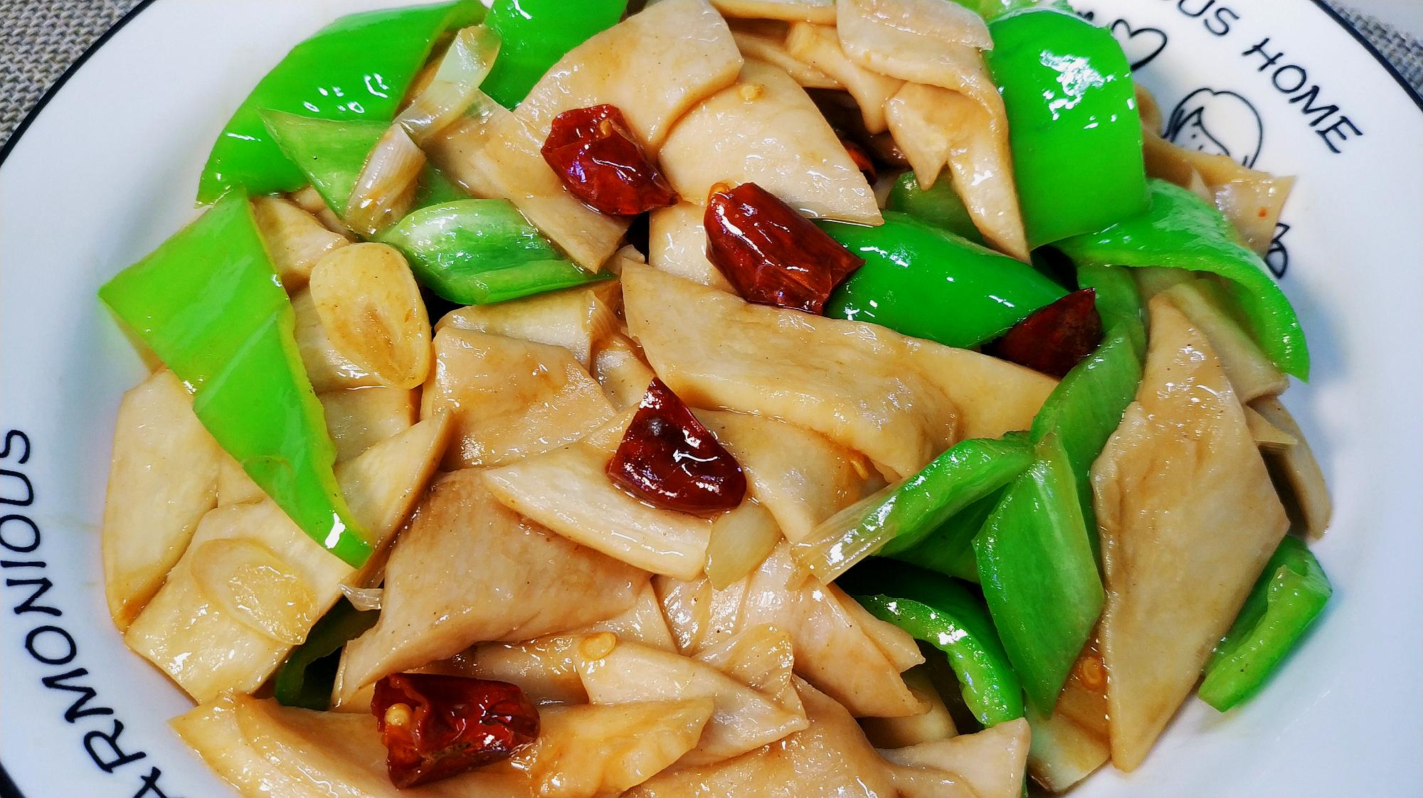【素炒杏鲍菇】每次做都会多吃1碗米饭，口感软嫩入味，营养鲜香 - 哔哩哔哩