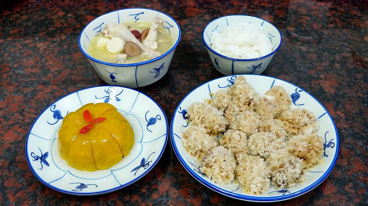 藕粉蒸南瓜,糯米蒸排骨,羊肚菌雞湯,清淡營養又開胃的月子餐