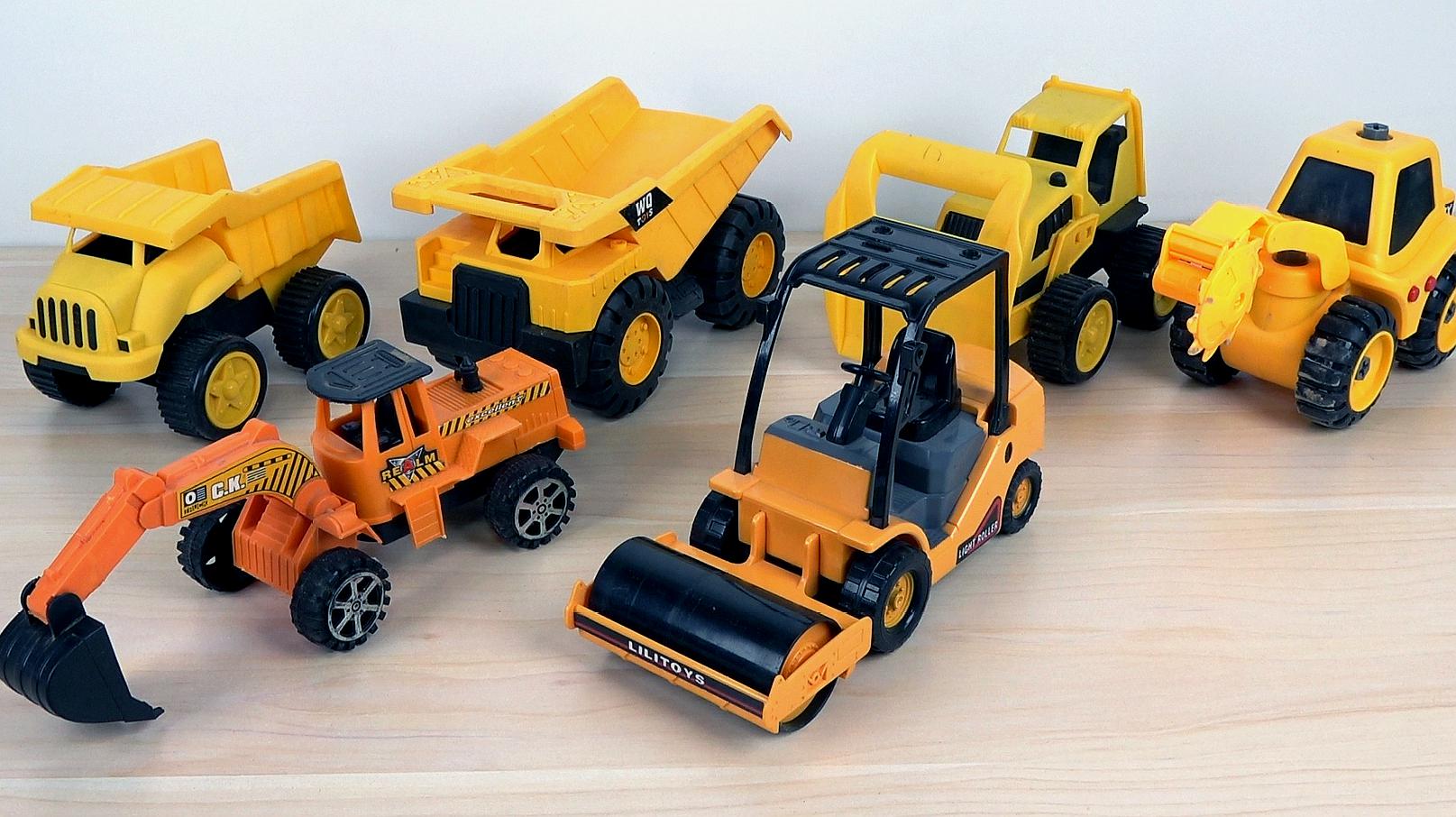 小兴兴 699-4工程车玩具套装儿童惯性车模型环卫车垃圾车挖掘机-阿里巴巴