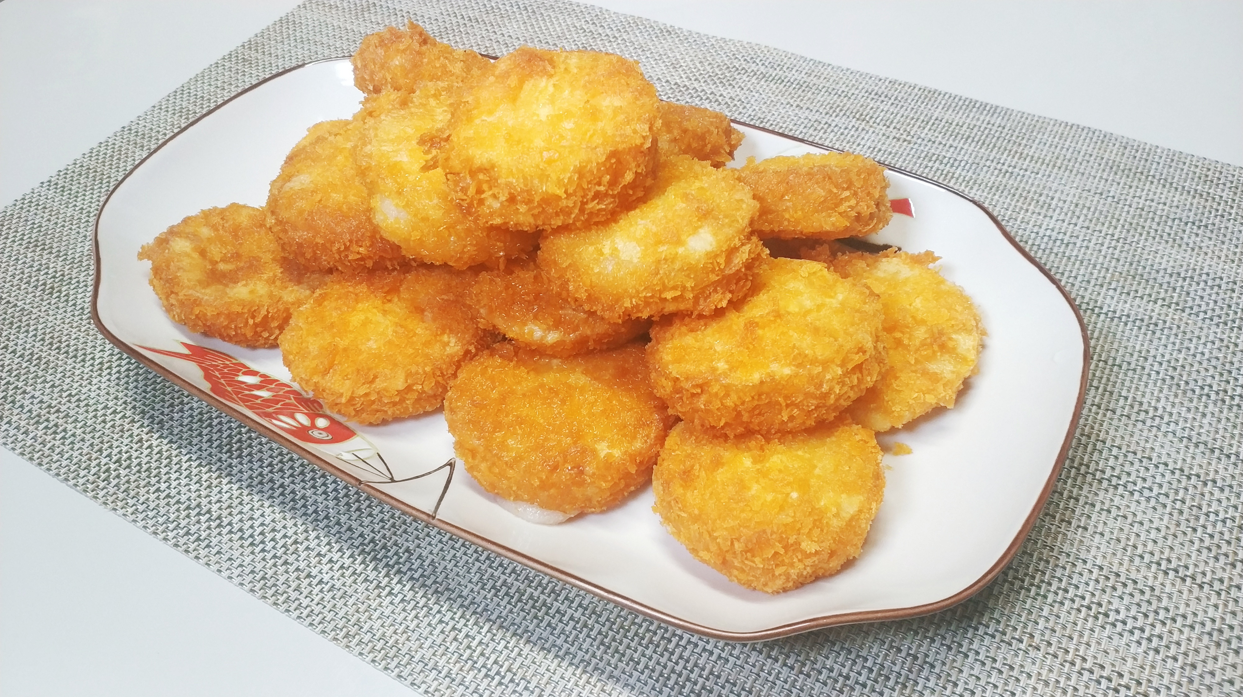 家人最喜欢的红薯饼,口感软糯香甜,这个做法简单又易学