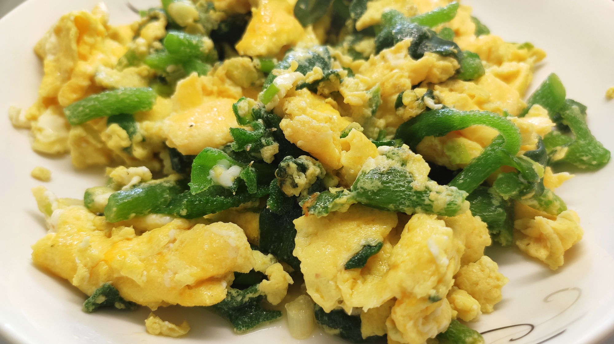 鸡蛋这样这样炒,搭配冰草好吃又好看,一道美味