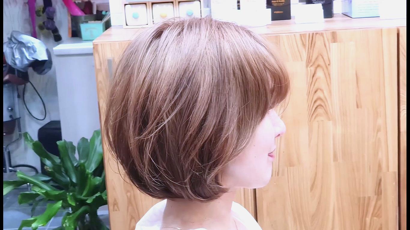 韩式流行的女生齐耳短发,瘦脸又减龄