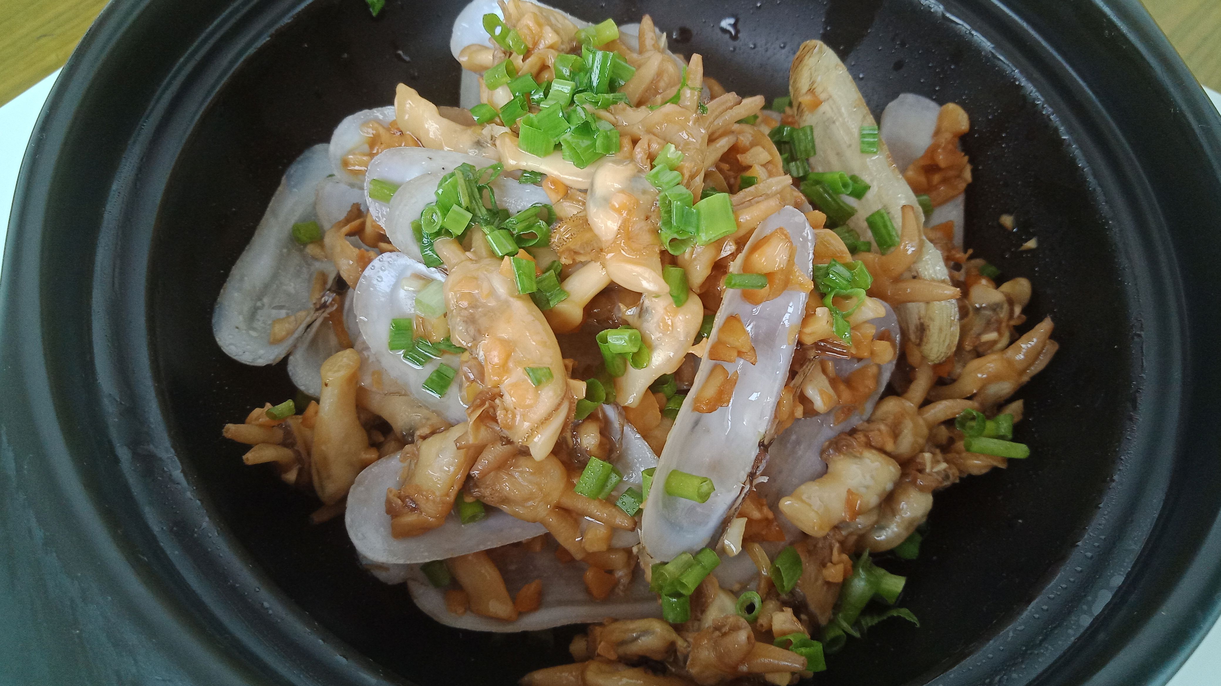 蒜蓉蒸蛏子,美味又好吃,做法还简单