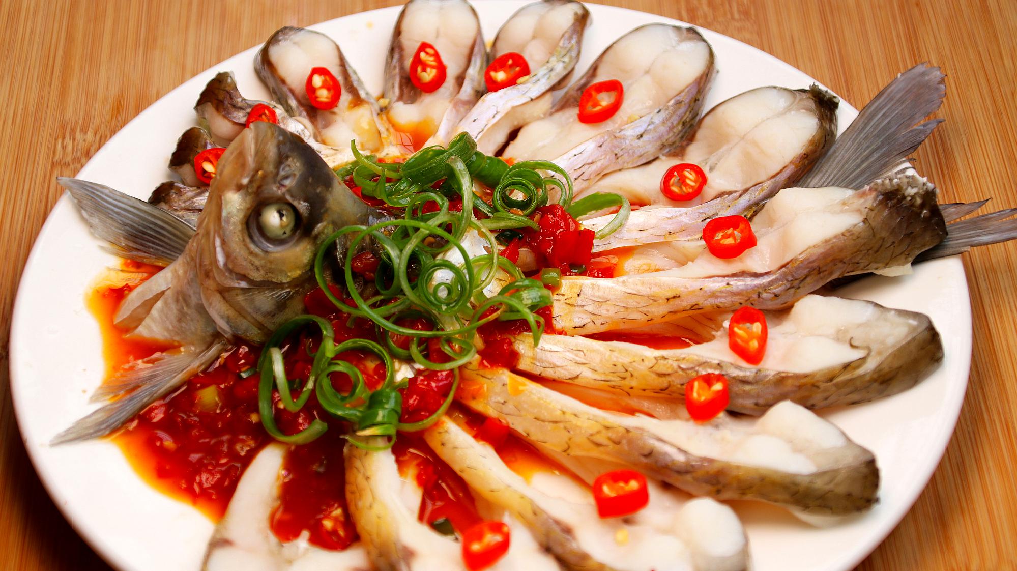高级造型鱼菜图片