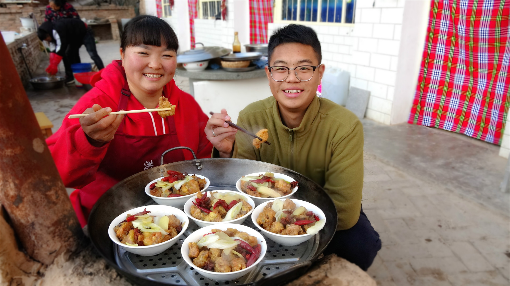 陕北霞姐美食的老公图片