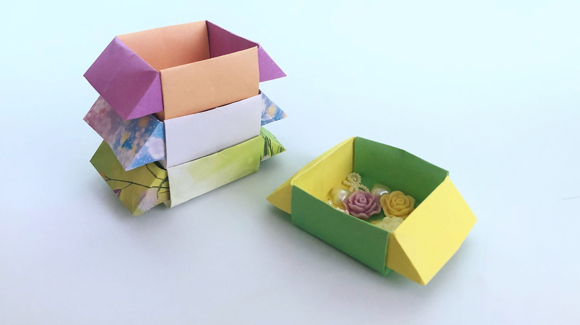 折纸教程:纸盒叠叠乐,多收纳还不占地儿,两分钟就能折一个